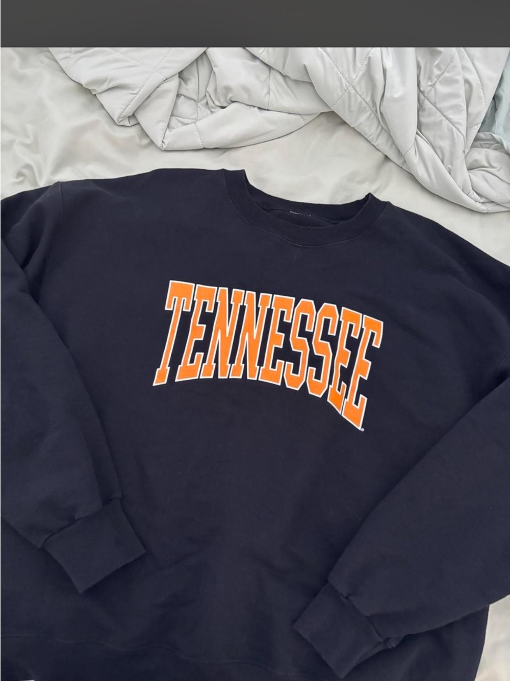 Black Tennessee Crewneck Sweatshirt - Classic Collegiate Pullover